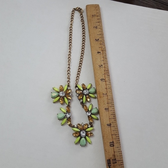 Jewel bib green necklace - Picture 5 of 5